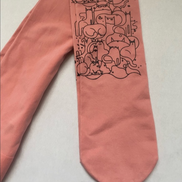 NWOT Girls’ Tights, Pink with Cat Print, Adorable! Unique - Picture 4 of 6